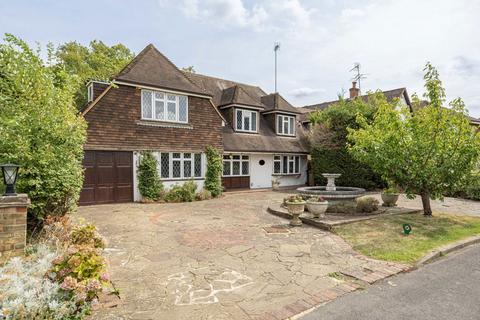 undefined, Woodlands Drive, Sunbury-On-Thames TW16