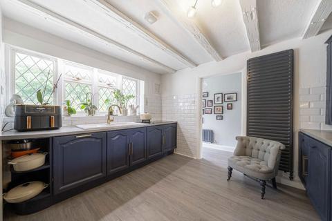 undefined, Woodlands Drive, Sunbury-On-Thames TW16