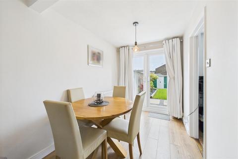 47 Daffodil Walk, Lowestoft, NR33 8NR