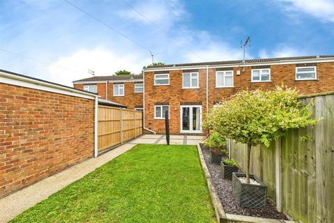 47 Daffodil Walk, Lowestoft, NR33 8NR