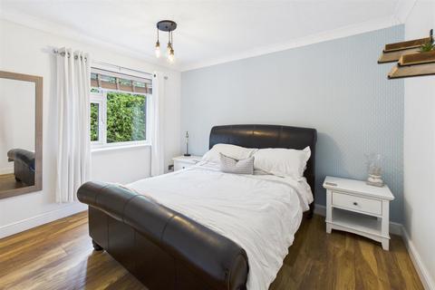 47 Daffodil Walk, Lowestoft, NR33 8NR