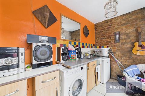 3 bedroom end of terrace house for sale, Howe Street, Hebburn