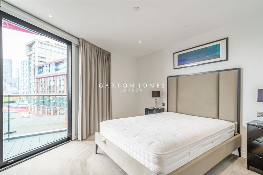 Bedroom (2).jpg