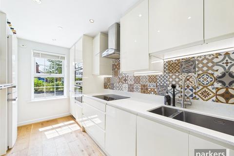 1 Dahlia, Woodley, Reading, RG5 4WR