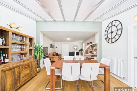 1 Dahlia, Woodley, Reading, RG5 4WR