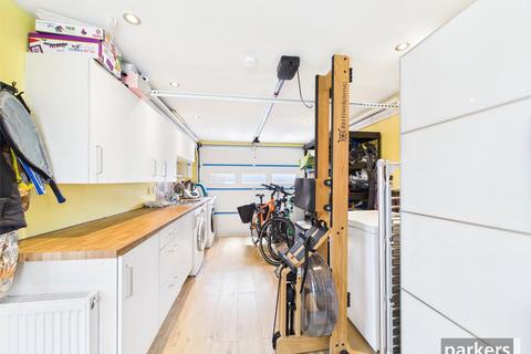 1 Dahlia, Woodley, Reading, RG5 4WR
