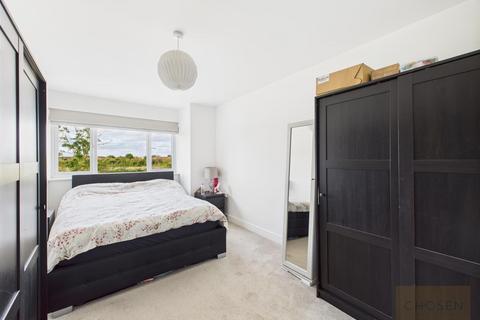 4 bedroom detached house for sale, Milliner Crescent, Churchdown, Gloucester