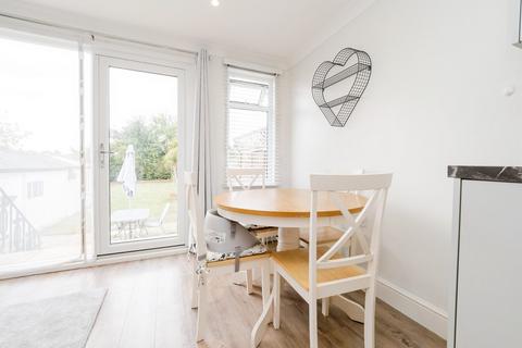 20 David Drive, Romford, RM3 0XX