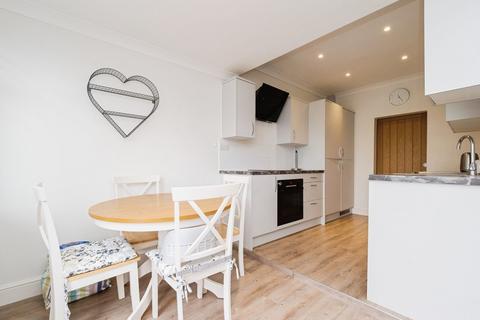 20 David Drive, Romford, RM3 0XX