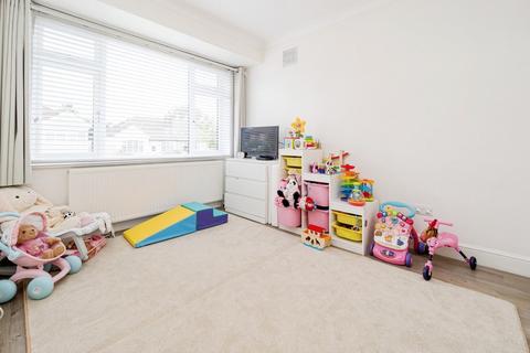 20 David Drive, Romford, RM3 0XX