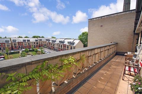 undefined, Riverside, Cambridge, CB5