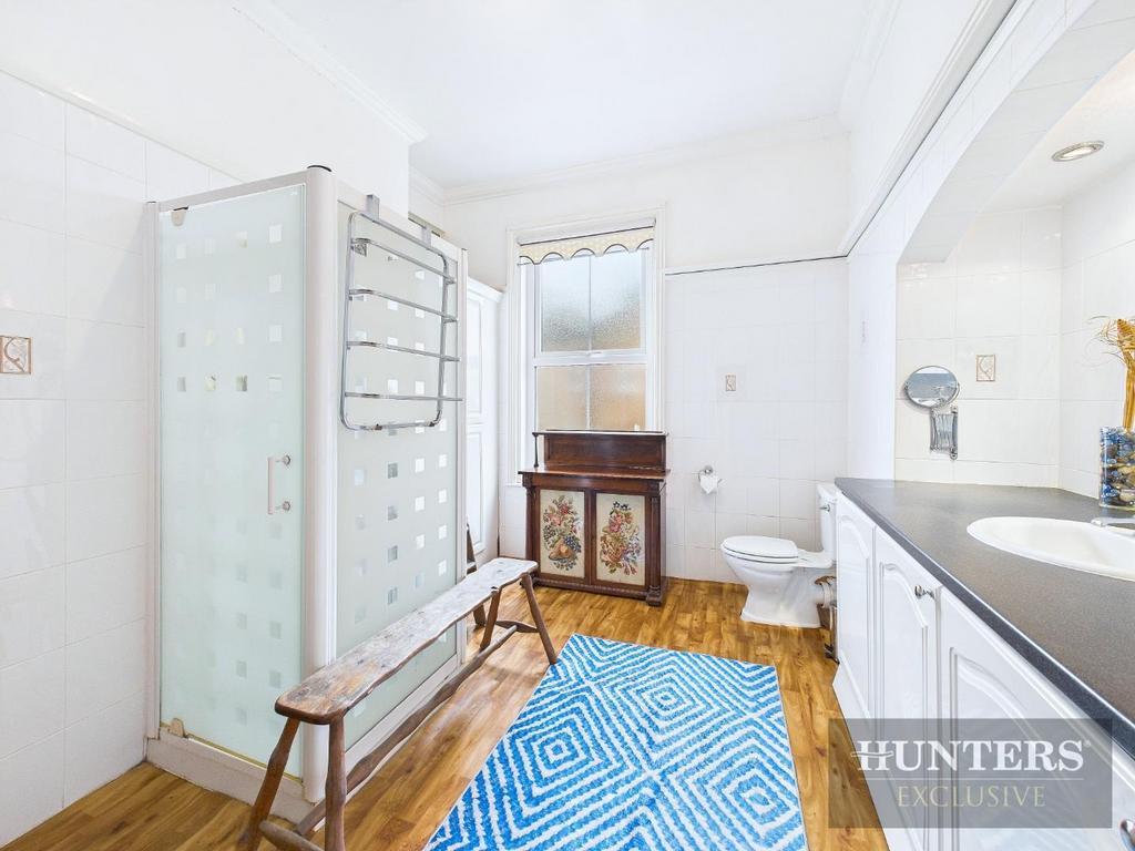 CAM05316 G0-PR0046-STILL022.jpg