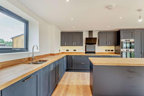 4 bedroom detached house for sale, Lechlade, Gloucestershire, GL7