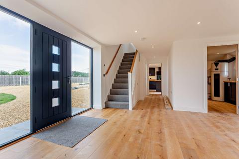 undefined, Lechlade, Gloucestershire, GL7