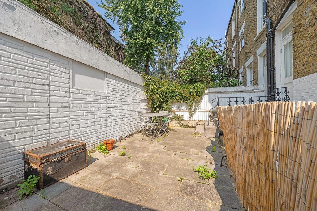 Garden (2).JPG