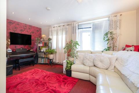 6 bedroom detached house for sale, Sheepcot Lane, Hertfordshire WD25