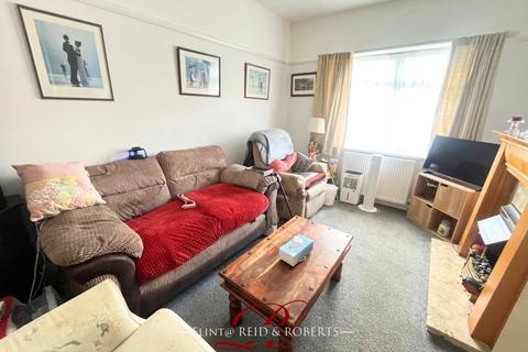 3 bedroom bungalow for sale, St. Asaph Avenue, Kinmel Bay, Rhyl, Conwy, LL18 5EF
