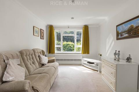 undefined, Firs Close, Esher KT10