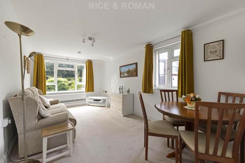 undefined, Firs Close, Esher KT10