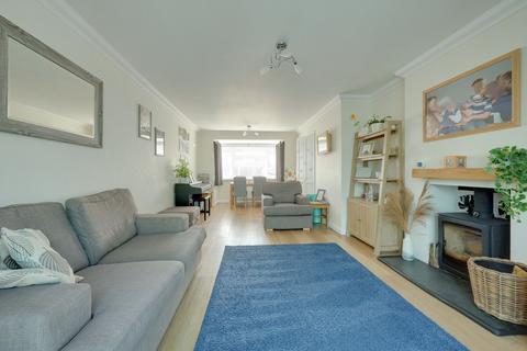 3 bedroom detached house for sale, East View Fields, Plumpton Green, BN7