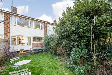 2 Buckleigh Way, London, SE19 2PZ