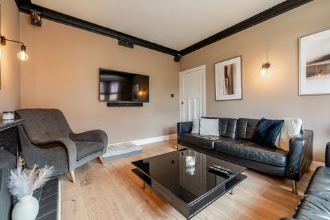 3 bedroom terraced house for sale, Carrick Crescent, Giffnock, G46