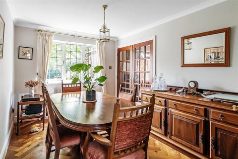 4 bedroom detached house for sale, THE GREEN, FETCHAM, KT22