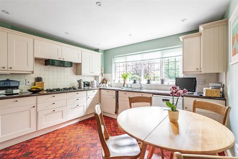 4 bedroom detached house for sale, THE GREEN, FETCHAM, KT22