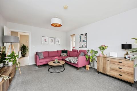 72 Targate Road, Milesmark, Dunfermline, KY12 9FB