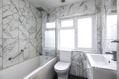 5 bedroom semi-detached house to rent, Appledore Avenue, Ruislip, HA4