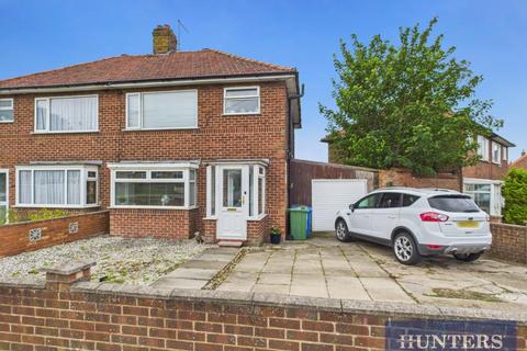 3 bedroom semi-detached house for sale, Marton Road, Bridlington, YO16 7QG