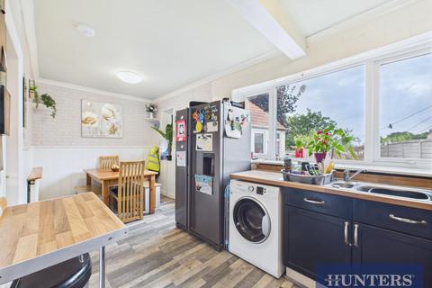 3 bedroom semi-detached house for sale, Marton Road, Bridlington, YO16 7QG
