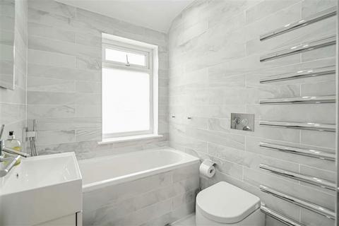 21 Everdon Road, London, SW13 9AH