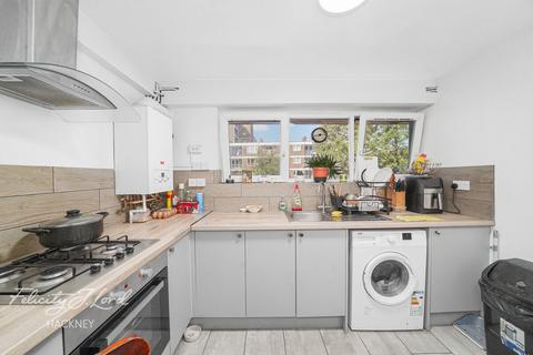 1 bedroom flat for sale, Mead Place, London E9