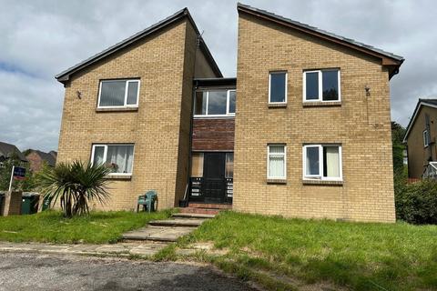 27 Acaster Drive, Low Moor, Bradford, BD12 0BE