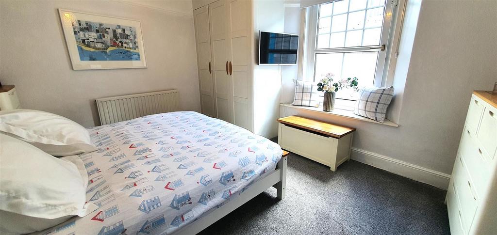 Main bedroom use.jpg