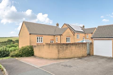 4 bedroom detached house for sale, Morton Drive, Torrington EX38