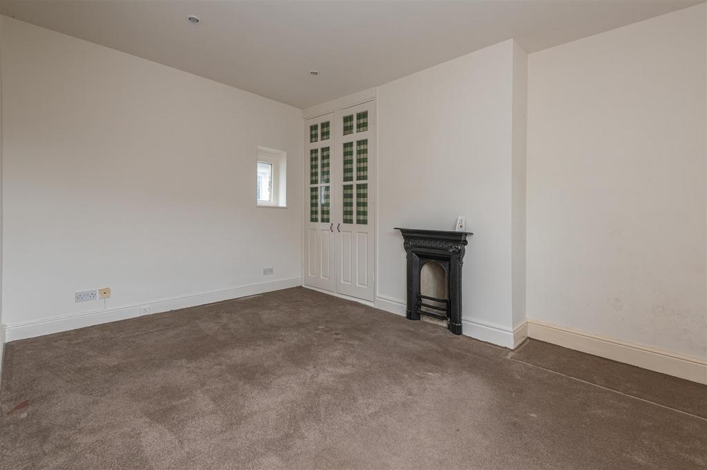 44 - 1 Lower Holme House HX2 6 TE.jpg