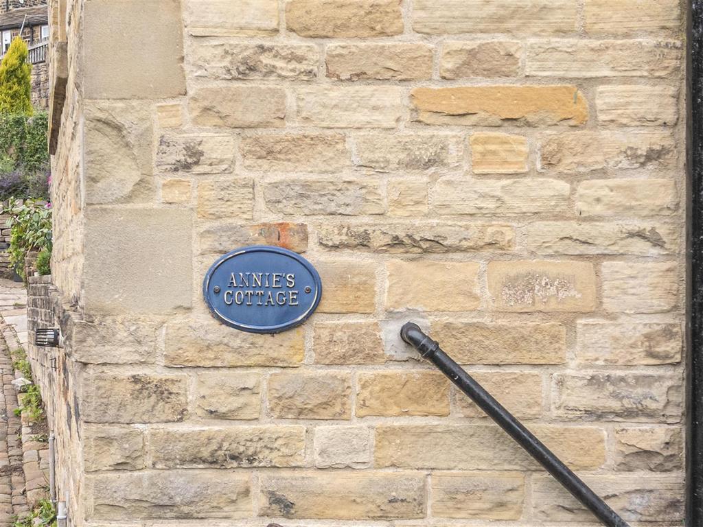 Sign - 1 Lower Holme House HX2 6 TE.jpg