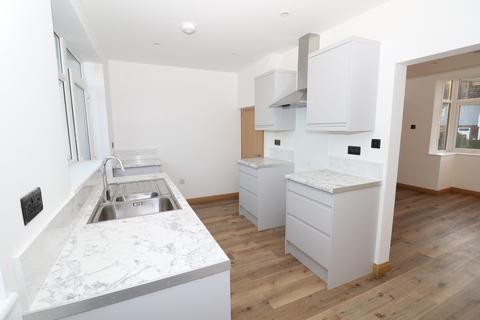 2 bedroom terraced house to rent, 58 Charlesworth Street, Crewe, CW1