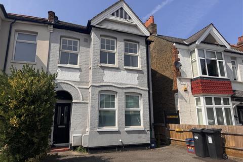 2 bedroom maisonette for sale, London Road, Isleworth