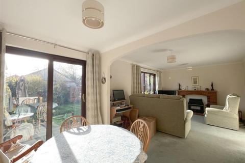 2 bedroom bungalow for sale, Becket Road, Weston-Super-Mare BS22