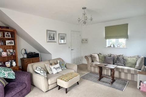 2 Borlase Crescent, St Austell, PL25 4RF