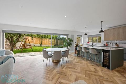 5 bedroom detached bungalow for sale, Ridgeside Avenue, Brighton BN1