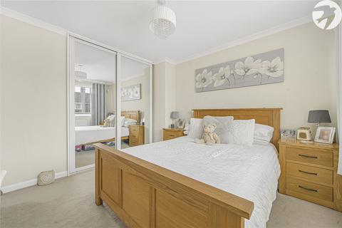 60 Lunedale Road, Dartford, DA2 6LN