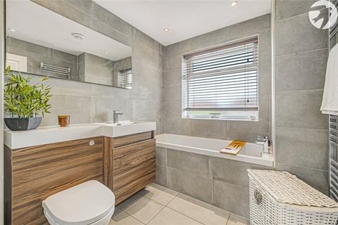 60 Lunedale Road, Dartford, DA2 6LN