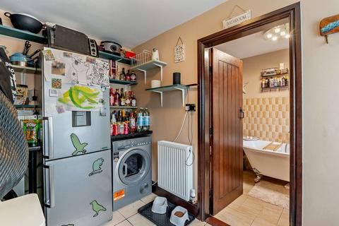 27 Heath Hill, Dawley, Telford, TF4 2JT