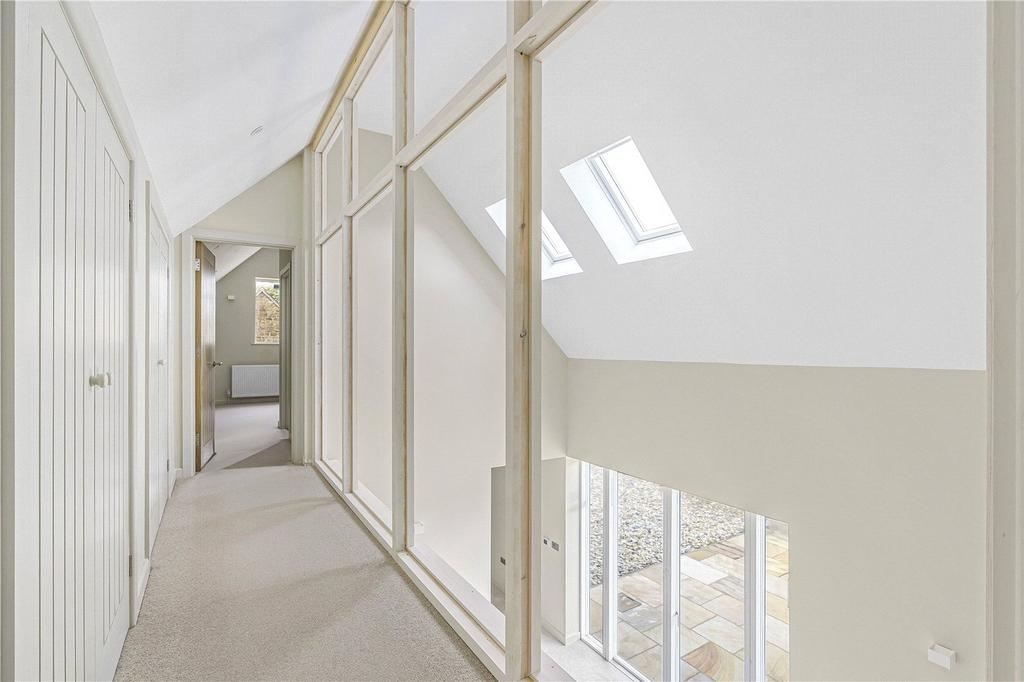 Vaulted Landing