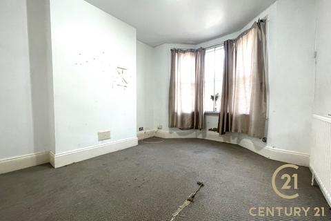 24 Cromwell Road, Kingston Upon Thames, KT2 6RE