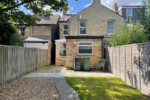 undefined, Catharine Street, Cambridge CB1